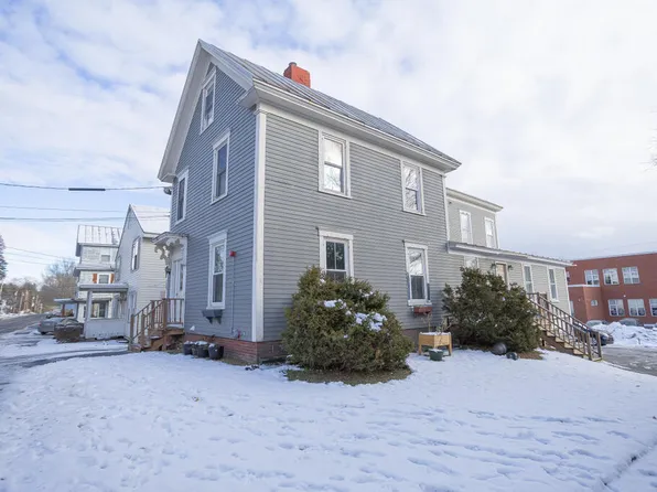 123 Perham Street, Farmington, ME 04938