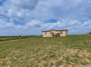 88 Sanctuary Ln, Von Ormy, TX 78073