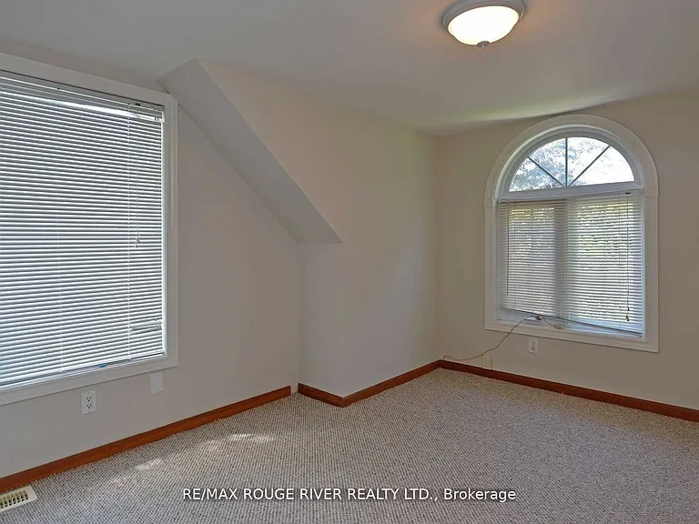 705 Front Rd #UPPER — Photo 11