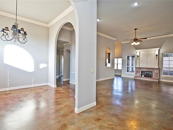 4th image of 5721 S Chanberry Ln