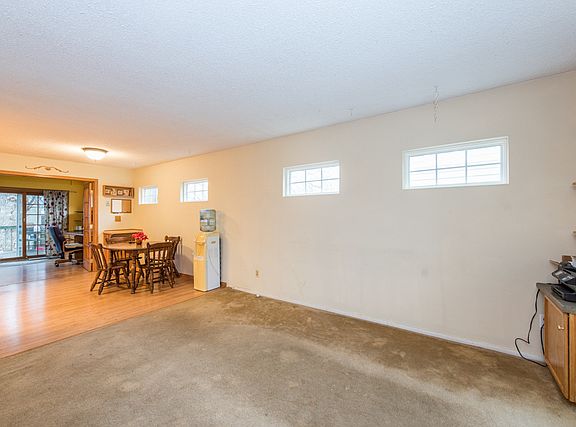 5th image of 3012 Elisha Ave