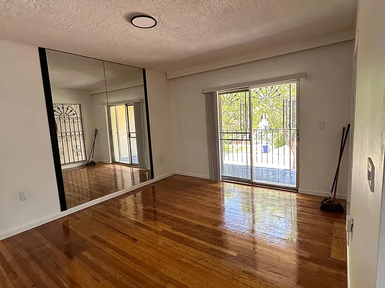 Living Room not staged