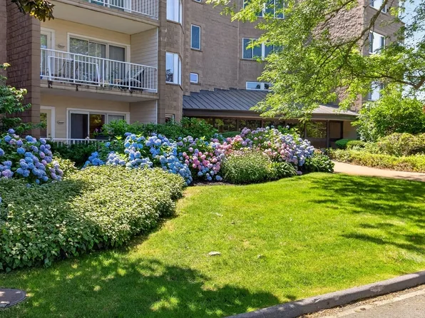 1 Belmont Rd #315, Harwich, MA 02645