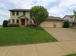 9672 Vagabond Ln N, Maple Grove, MN 55311