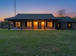 2883 Harwell Lake Rd, Weatherford, TX 76088