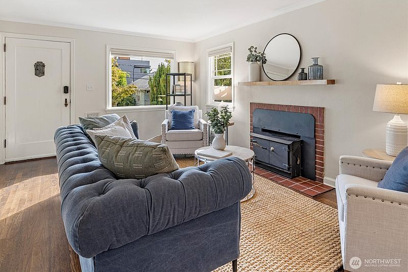 2nd image of 1022 NE 72nd Street