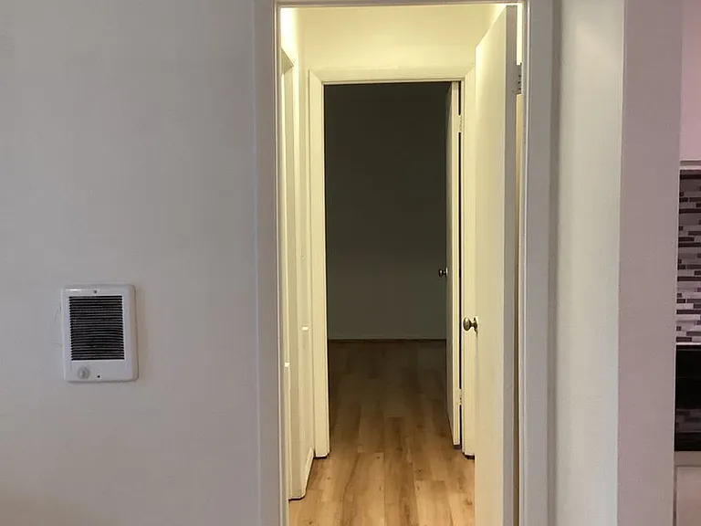 University Park Apartments near Cornell University — Photo 244