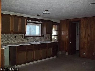 3rd image of 1532 Glenview Ave