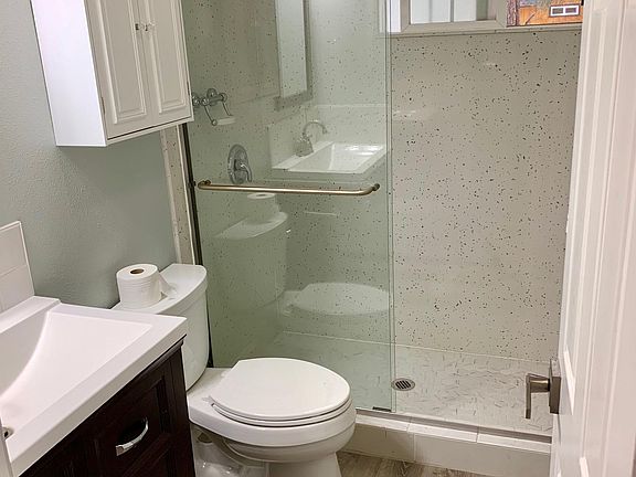 5th image of 3706 Montreal Rd #3