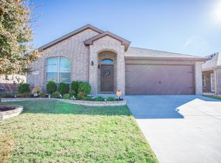 6928 Helm Ln, Fort Worth, TX 76179