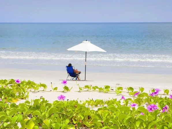 5813 Papaya Drive, Fort Pierce, FL 34982