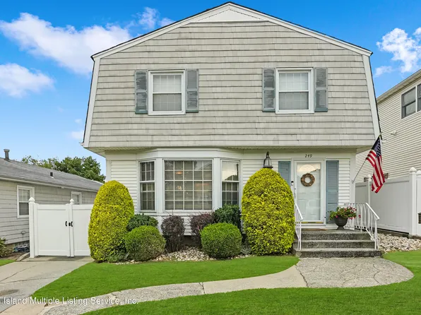 249 Ramapo Ave, Staten Island, NY 10309