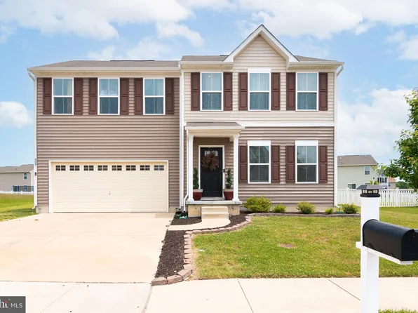 409 Nob Hill Rd, Dover, DE 19901