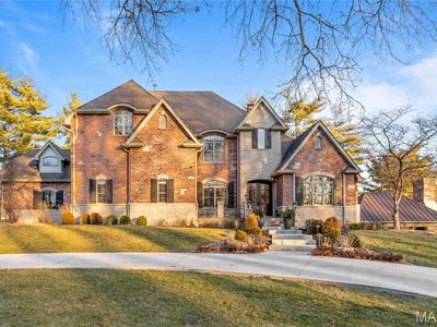 24 Williamsburg Estates Dr, Saint Louis, MO, 63131
