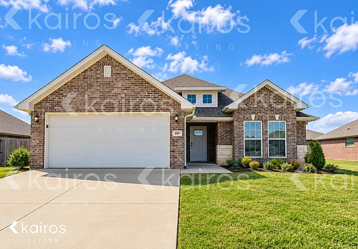 3 bed, 2.0 bath, 1650 sqft, $1,695 — Photo 1