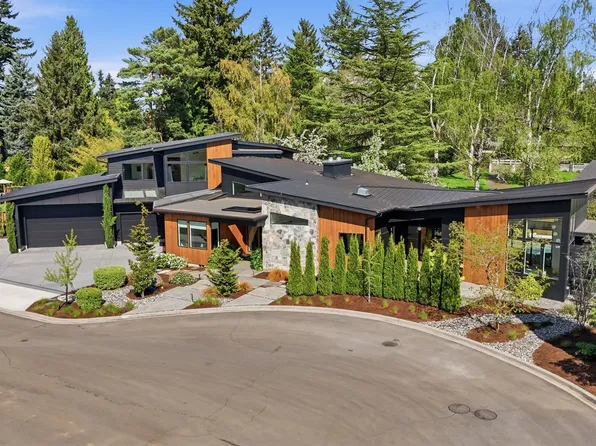 121 S Santa Fe Ct, Vancouver, WA 98661
