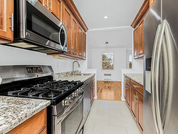 5th image of 679 W 239th St APT 4D