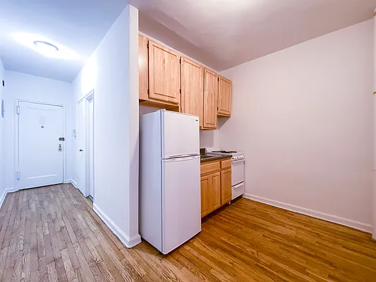 Rented by Compass | media 11