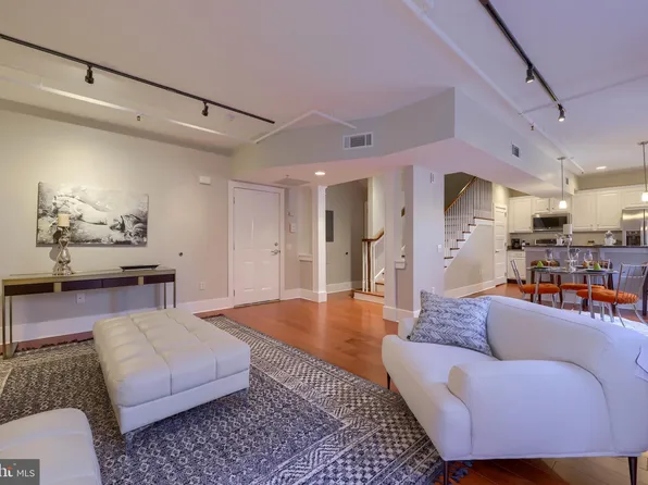 145 E King St Ste 203, Lancaster, PA 17602