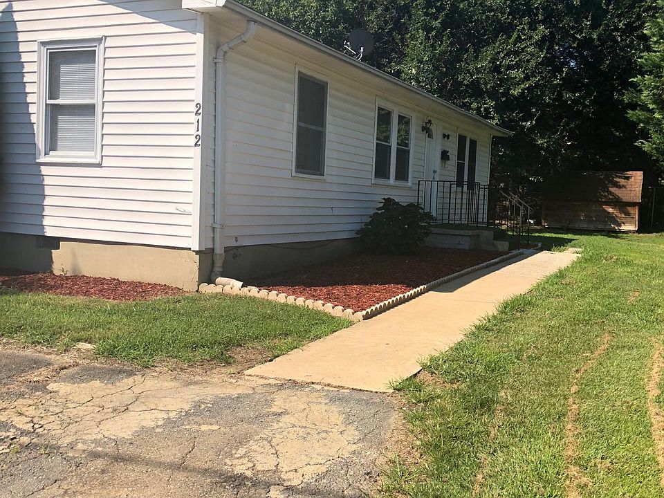 1st image of 212 Virginia Ave
