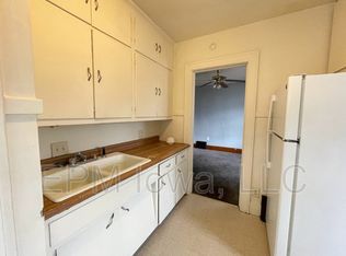 406 Hammond Ave, Waterloo, IA 50702