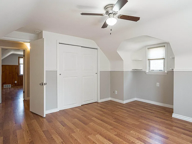 Sherwood Ct — Photo 31