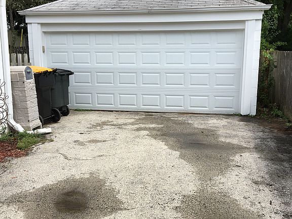 4th image of 2118 N 84th St