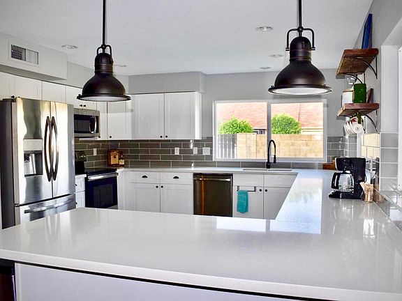 4th image of 1251 W Madero Ave