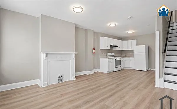 2 bed, 728 sqft, $1,300 — Photo 4