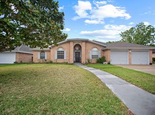 106 La Salle Blvd, Pt Lavaca, TX 77979
