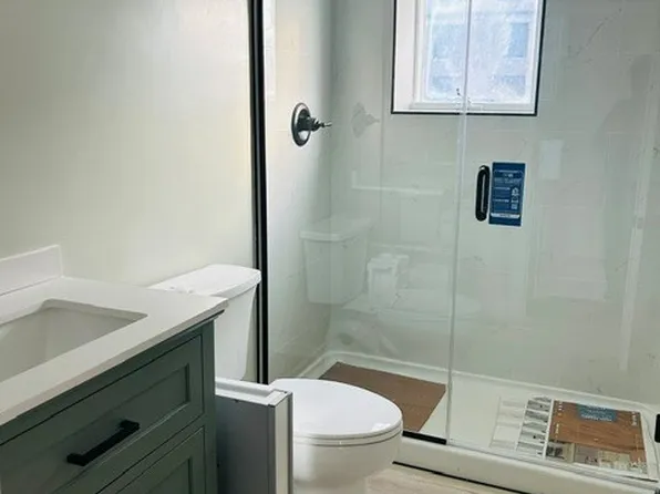 721 Massachusetts Ave #7, Cambridge, MA 02139