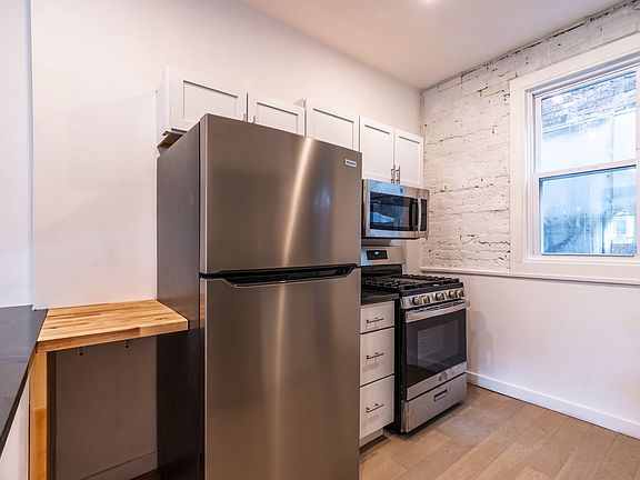 3rd image of 2205 Carey Way