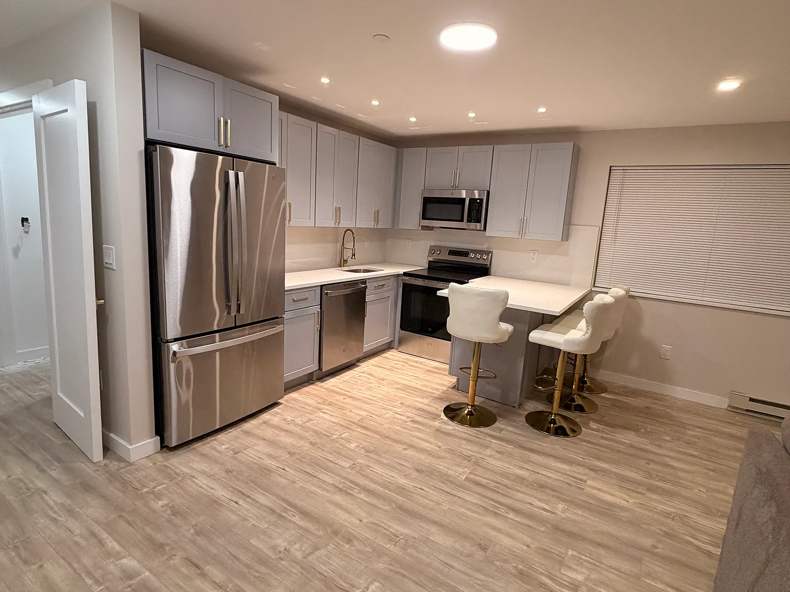1 bed, 800 sqft, $1,500 — Photo 4