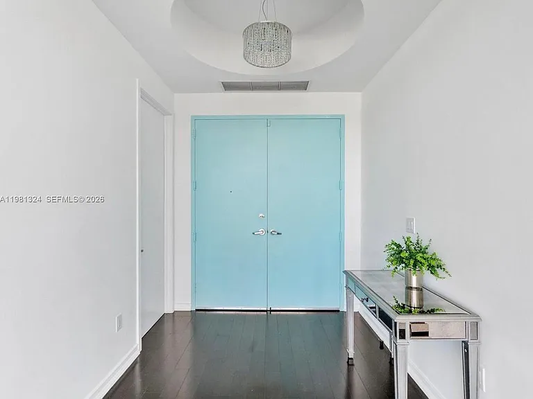 18101 Collins Ave #401 — Photo 4