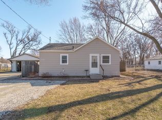 1535 Huntington Rd, Waterloo, IA 50701