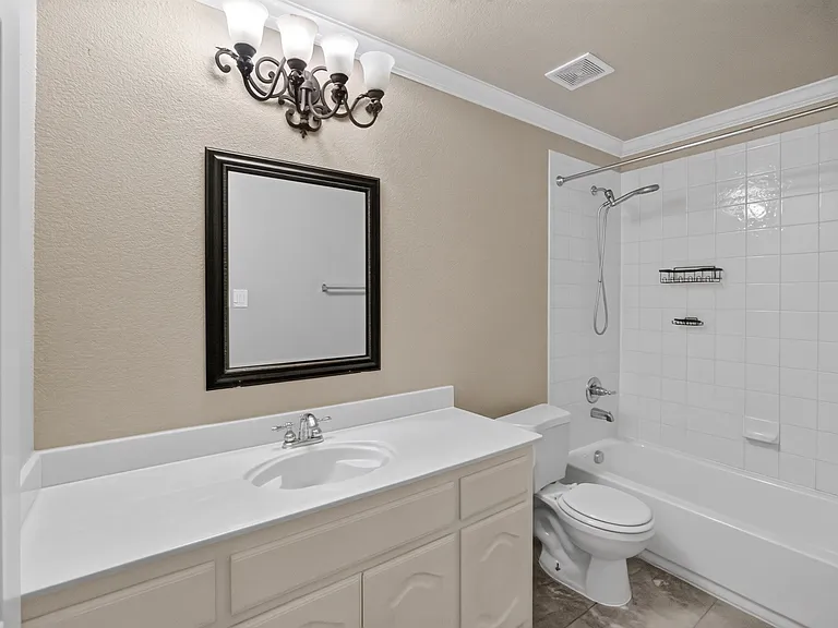 2848 Gillespie Ln — Photo 24