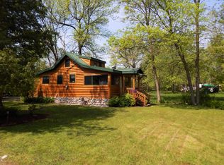 4987 Lakeview Ave, Hubertus, WI 53033