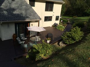 227 Trinity Dr, Mcmurray, PA