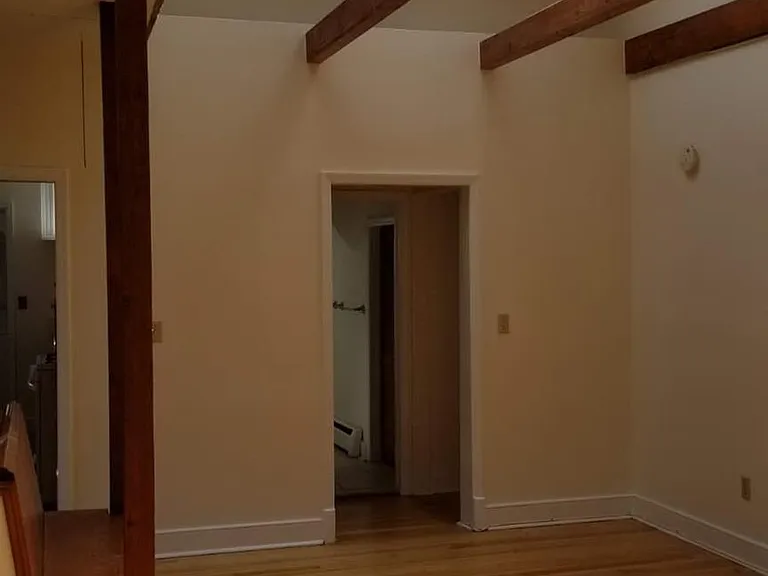 92 Roe Ave #3 — Photo 10