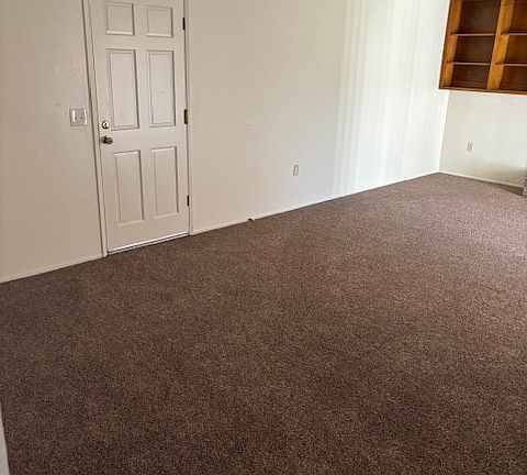 3rd image of 1468 Midland Ct