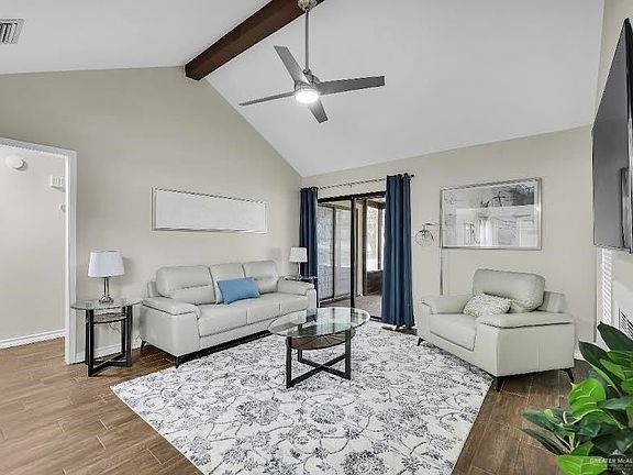 2nd image of 709 Brazos Cir #8