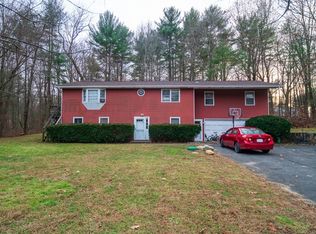 19 Old Amherst Rd, Belchertown, MA 01007