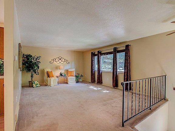 Entry to Large Living Room