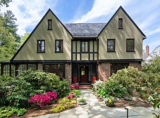 127 Woodland Rd, Brookline, MA 02467