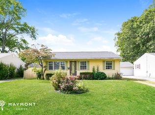 904 E Spruce Ave, Ravenna, OH 44266