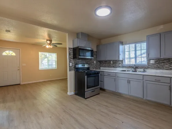 2142 S Laurel St, Stockton, CA 95206