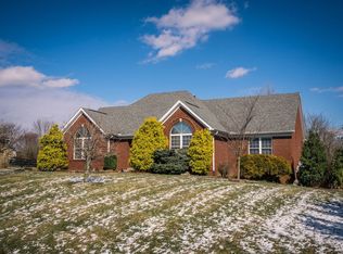 5423 Foxwood Dr, Crestwood, KY
