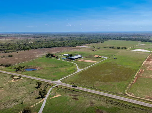 16500 Us Highway 70, Waurika, OK 73573