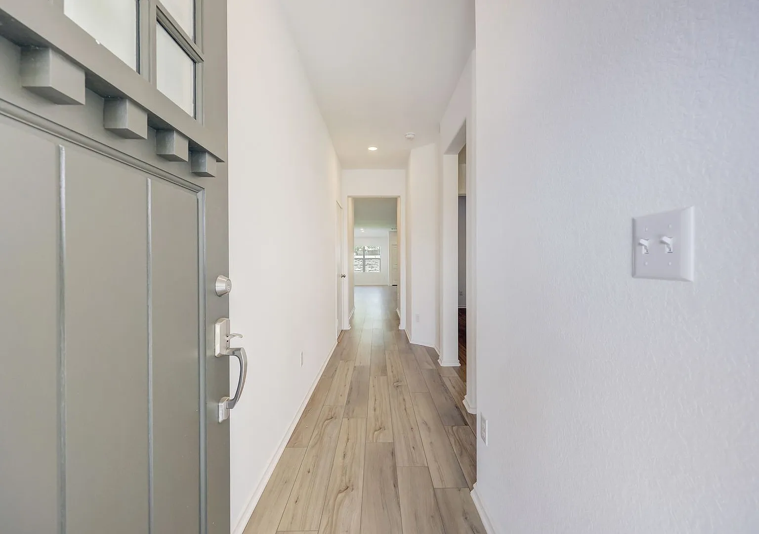 Coming soon: Beautiful 3 bedroom/2 bath — Photo 2