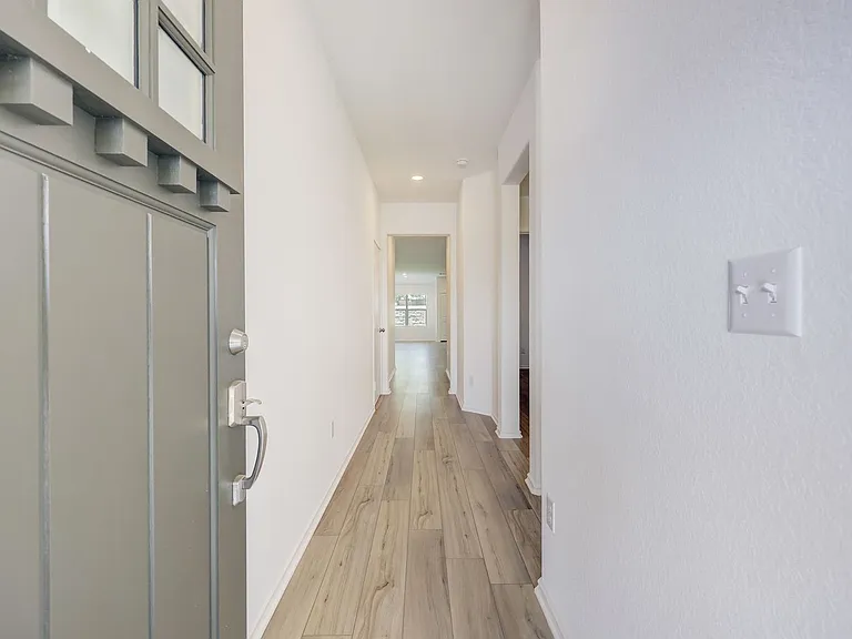 171 Mendoza — Photo 2